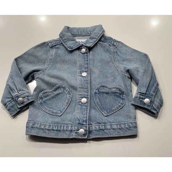 Old Navy Heart Pocket Jean Jacket Baby Girl Size 12-18M Denim Light Wash Love - Picture 1 of 7